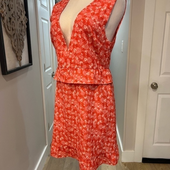 Nightwalker Peplum Floral Mini Dress with Plunging V Neckline - Picture 6 of 15